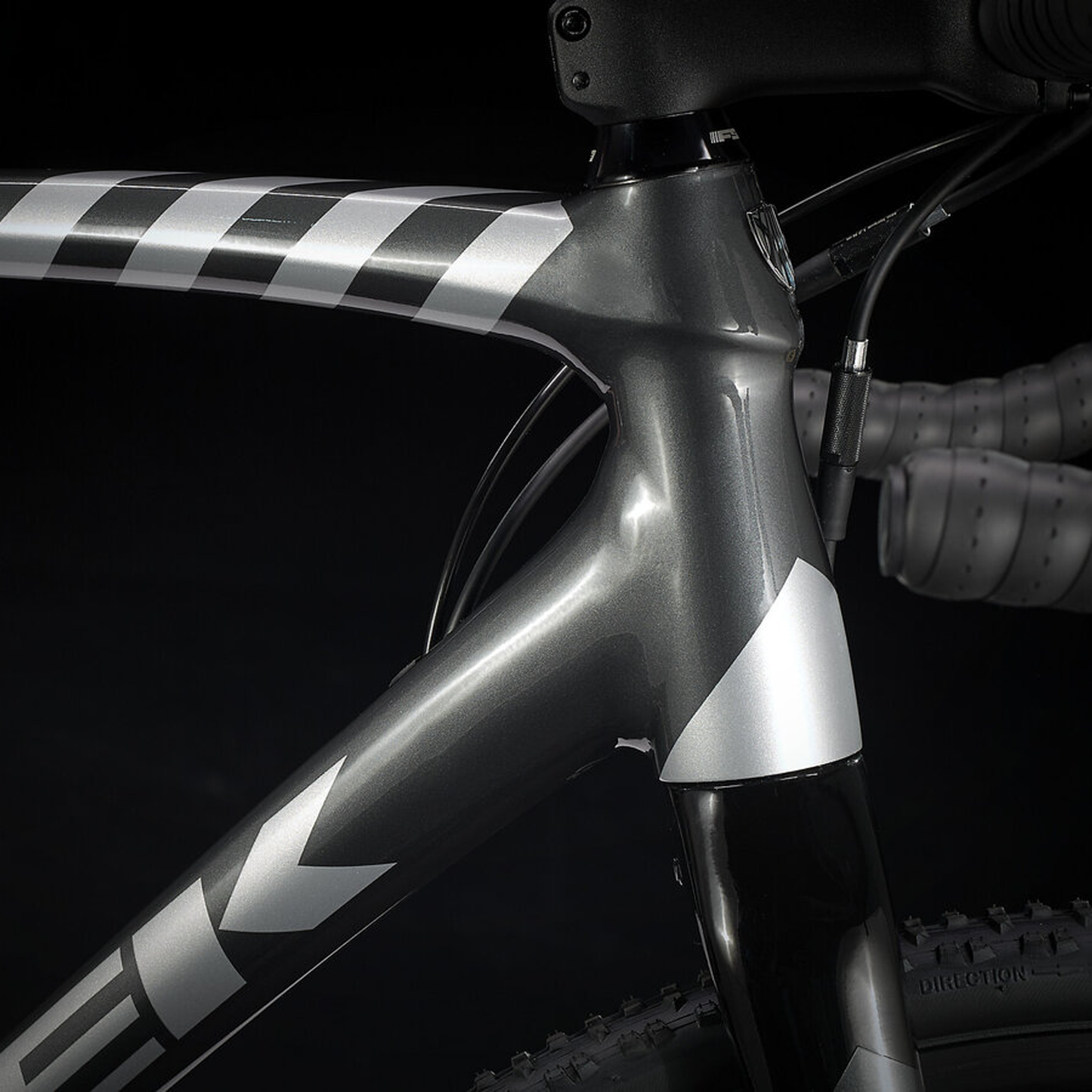 Trek Crockett 5 Disc 47cm Lithium Grey/Trek Black