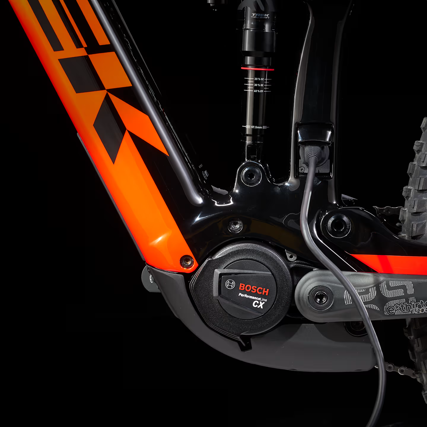 Trek Rail 9.8 XT Gen 3 Lg Trek Black/Marigold to Red Fade
