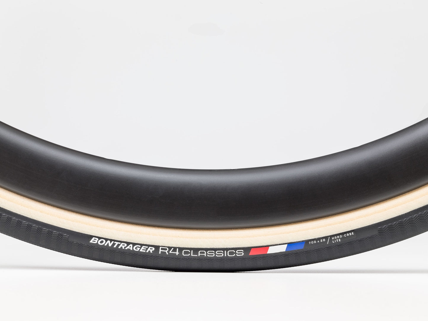 Bontrager R4 Classics 700C x 28mm Hard-Case Lite Tire Black/Tan
