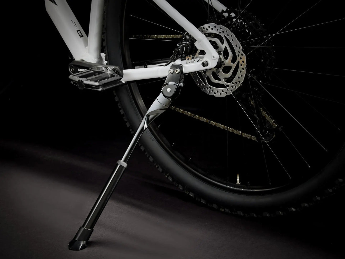 Trek Marlin 7 (Gen 3) M/17.5" Crystal White Trek Bicycle Corporation