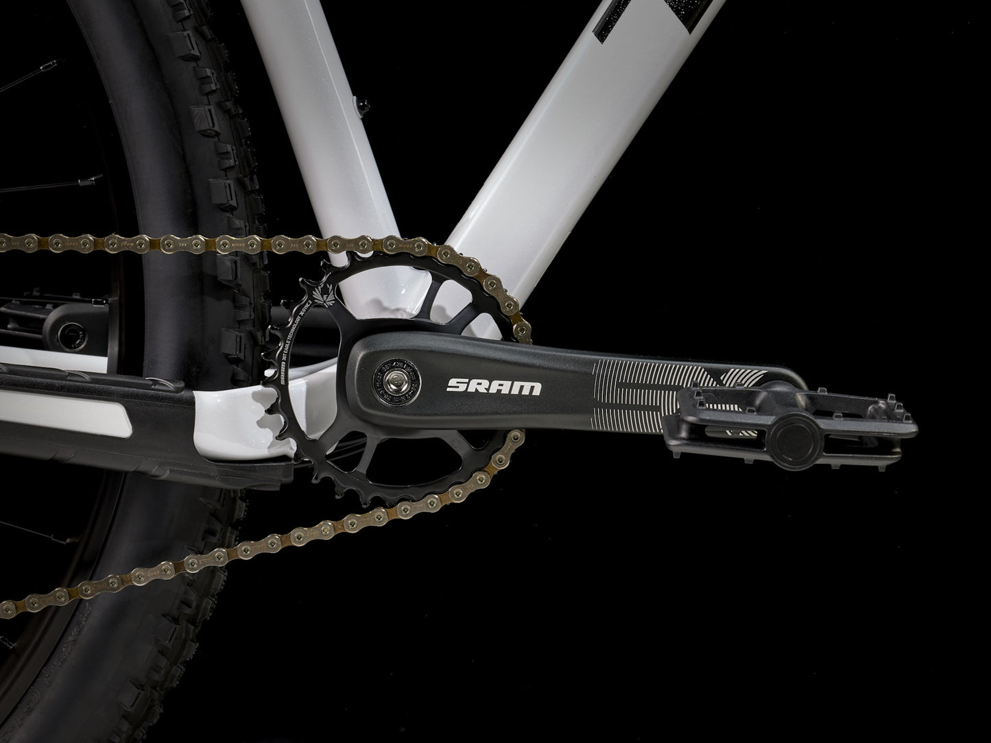 Trek Marlin 7 (Gen 3) M/17.5" Crystal White