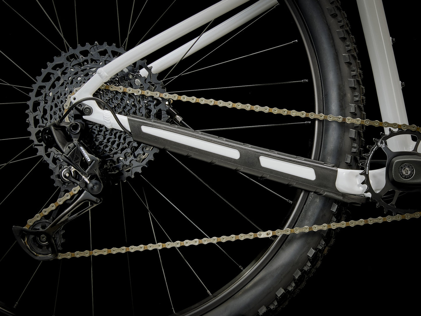 Trek Marlin 7 (Gen 3) M/17.5" Crystal White