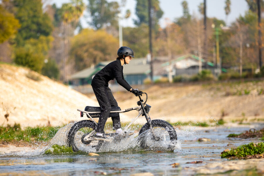 Razor Rambler 20 TRL Electric Bike - Tan/Black