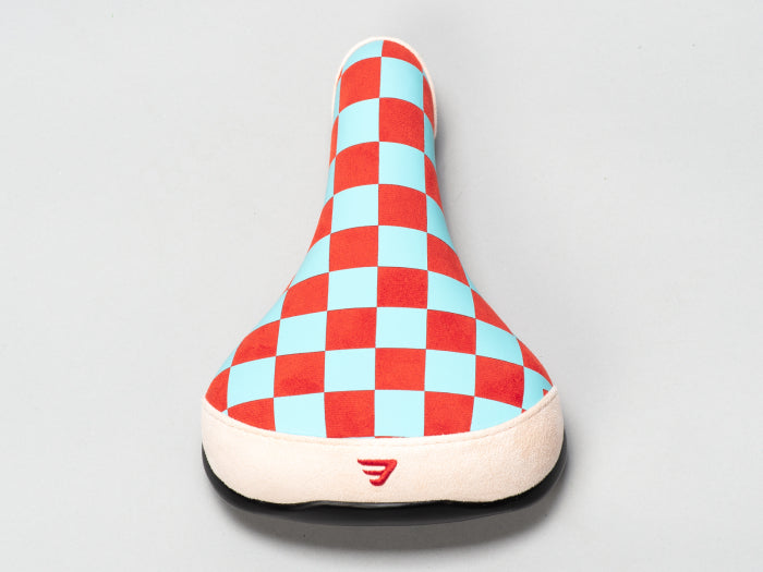 Checkered wheelie seat