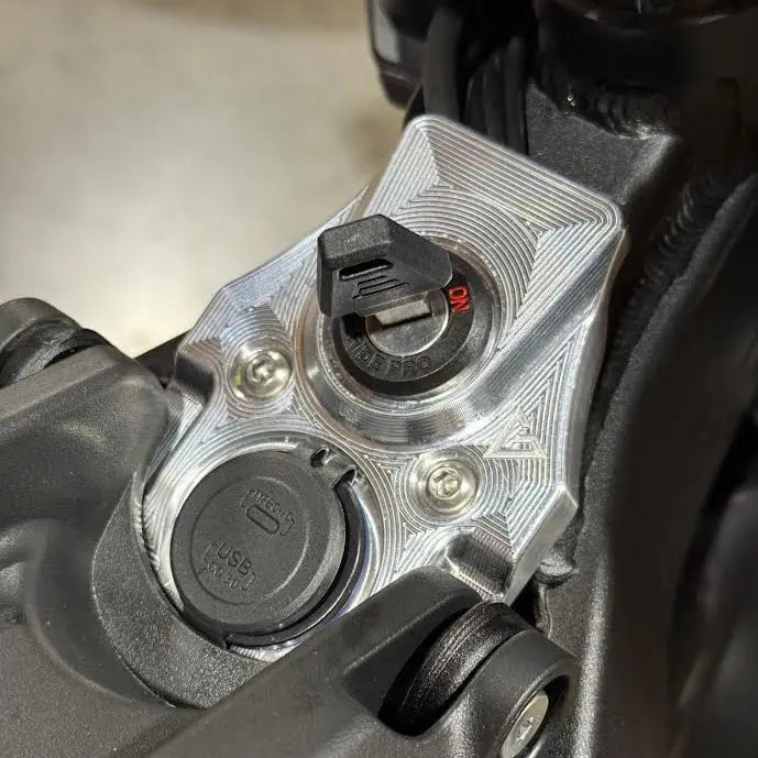 Vanguard's Garage Ignition Cover E-Ride Pro S/SS/SR Vanguard's Garage