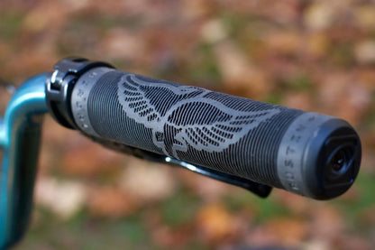 Fairdale Bikes Taj 27.5" Complete Translucent Winter Blue Fairdale