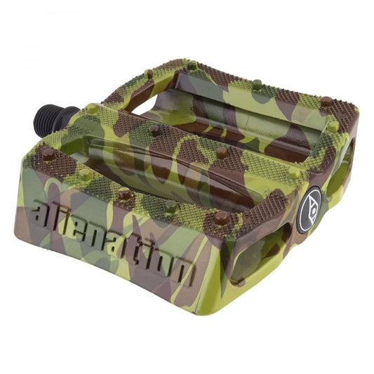 Alienation Camo Effects Pedals 9/16"