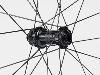 Bontrager Aeolus Pro 51 TLR Disc Road Wheel, Black Front