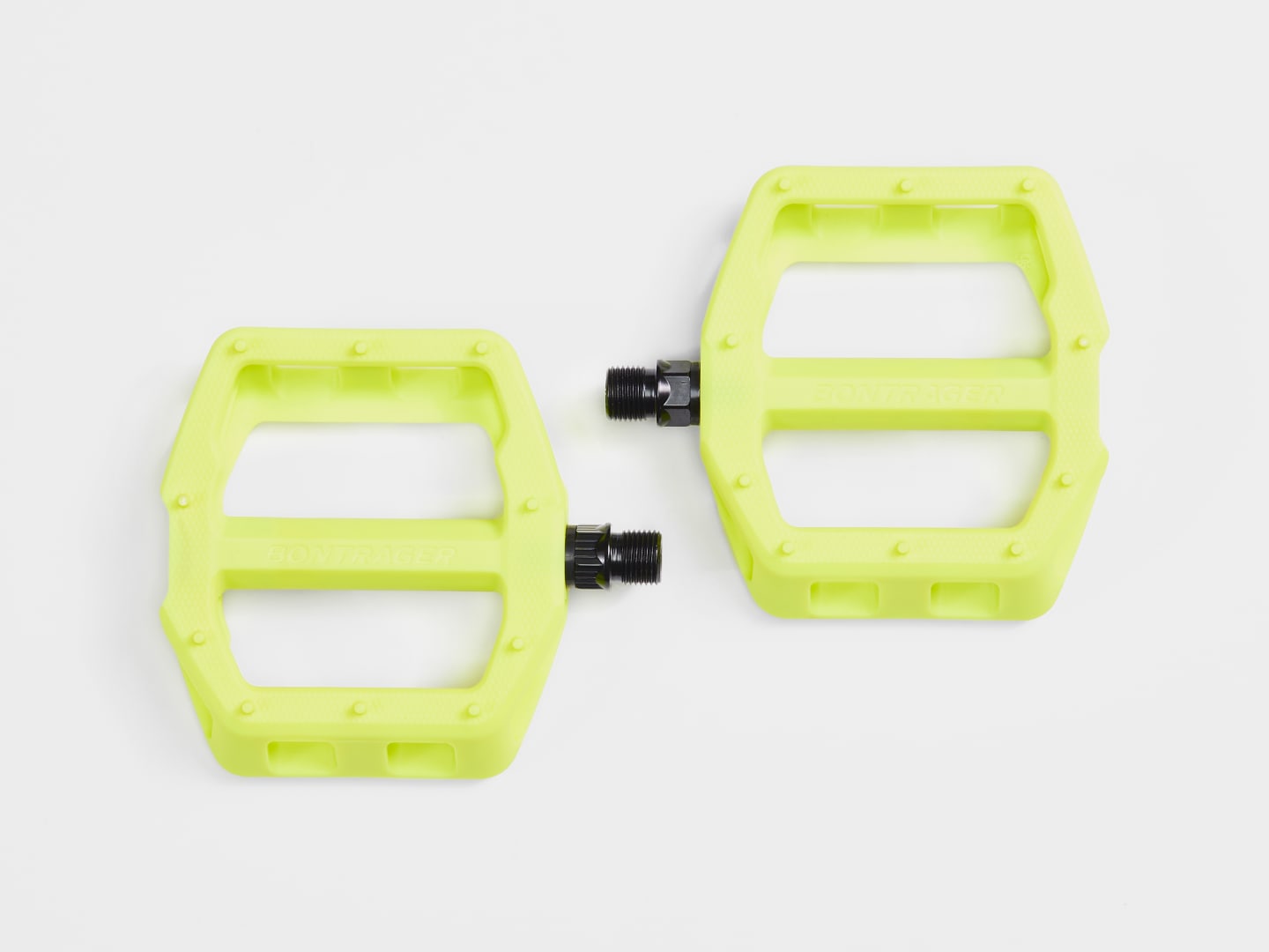 Bontrager Line Comp Flat Pedal Set 9/16"(15mm) Volt