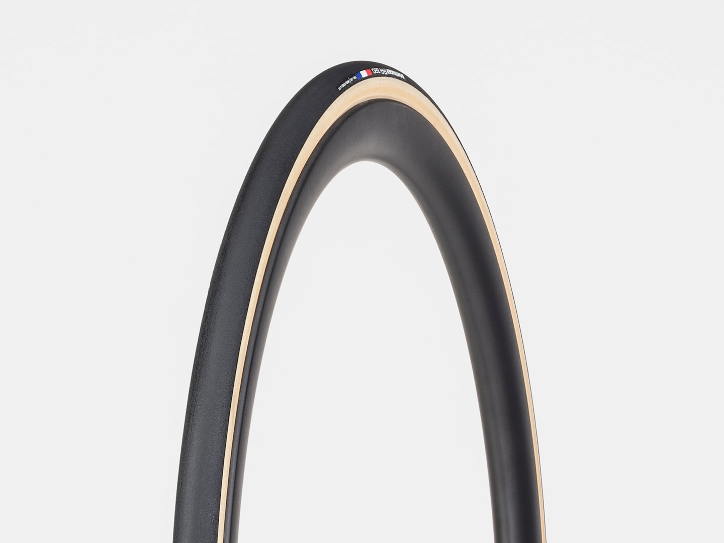 Bontrager R4 320 Hard Case Lite Clincher Tire 700 x 25c Black/Natural Bontrager