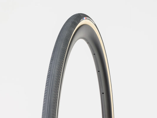 Bontrager R4 Classics 700C x 28mm Hard-Case Lite Tire Black/Tan