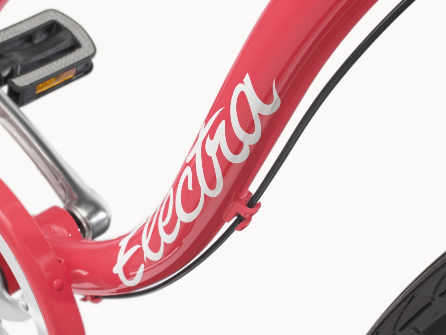 Electra Cruiser 7D Step-Thru 26" wheel Hibiscus ELECTRA
