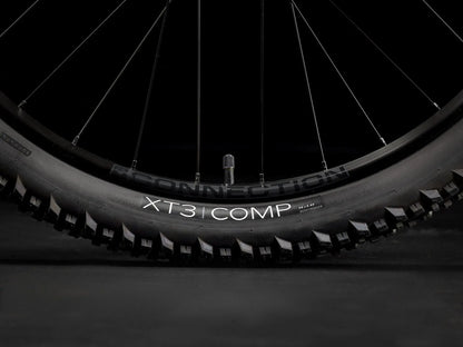 Trek Marlin 5 (Gen 3) ML/18.5" Power Surge Trek Bicycle Corporation