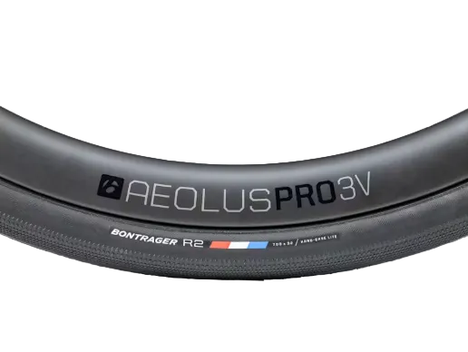 Bontrager R2 700 x 32 Hard-Case Lite Road Tire