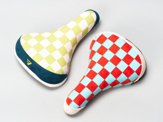 Checkered wheelie seat