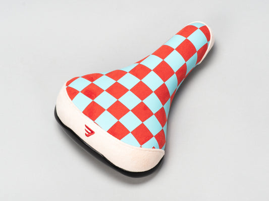 Checkered wheelie seat