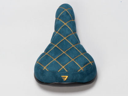 Diamond Stitch Wheelie Seat