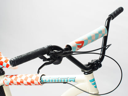 Mafia Bomma Thrust Ivory
