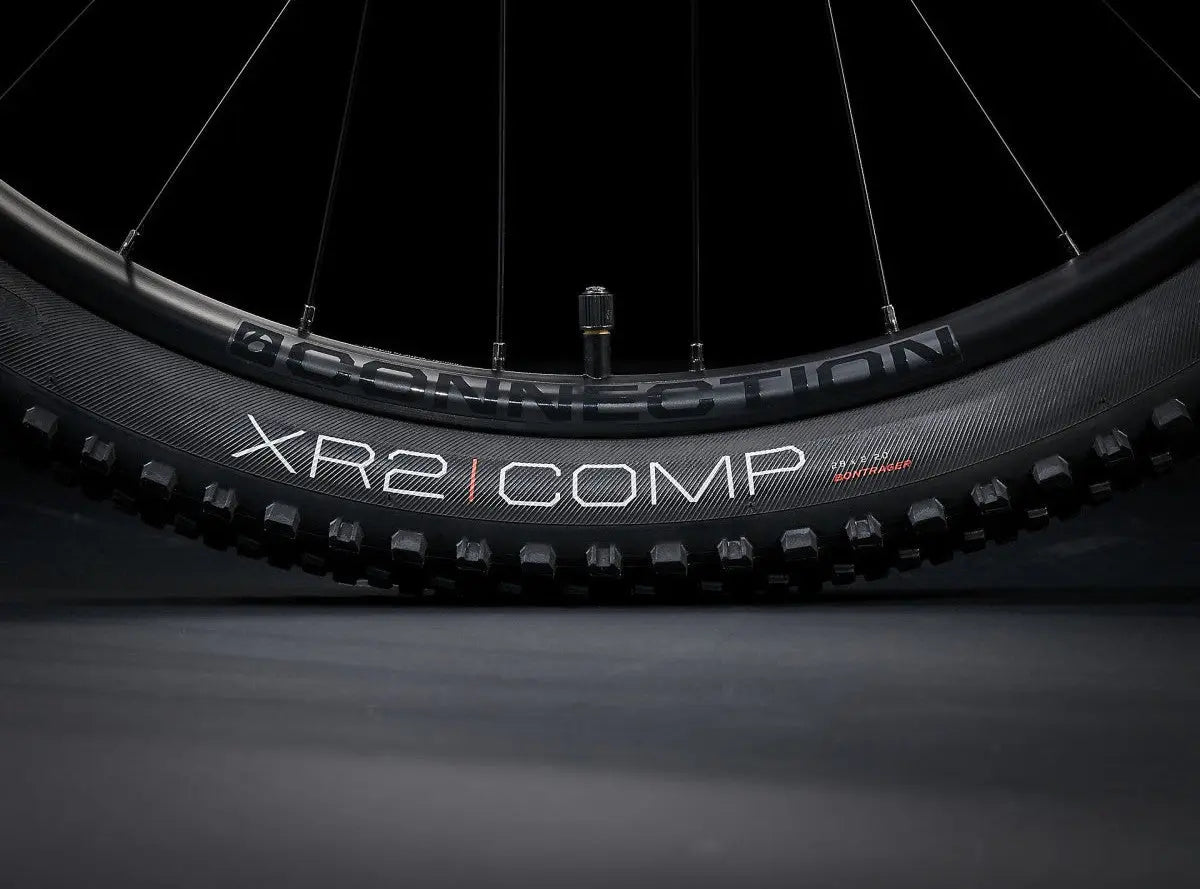 Trek Marlin 6 XL/21.5" Rage Red to Dnister Black Fade Trek Bicycle Corporation