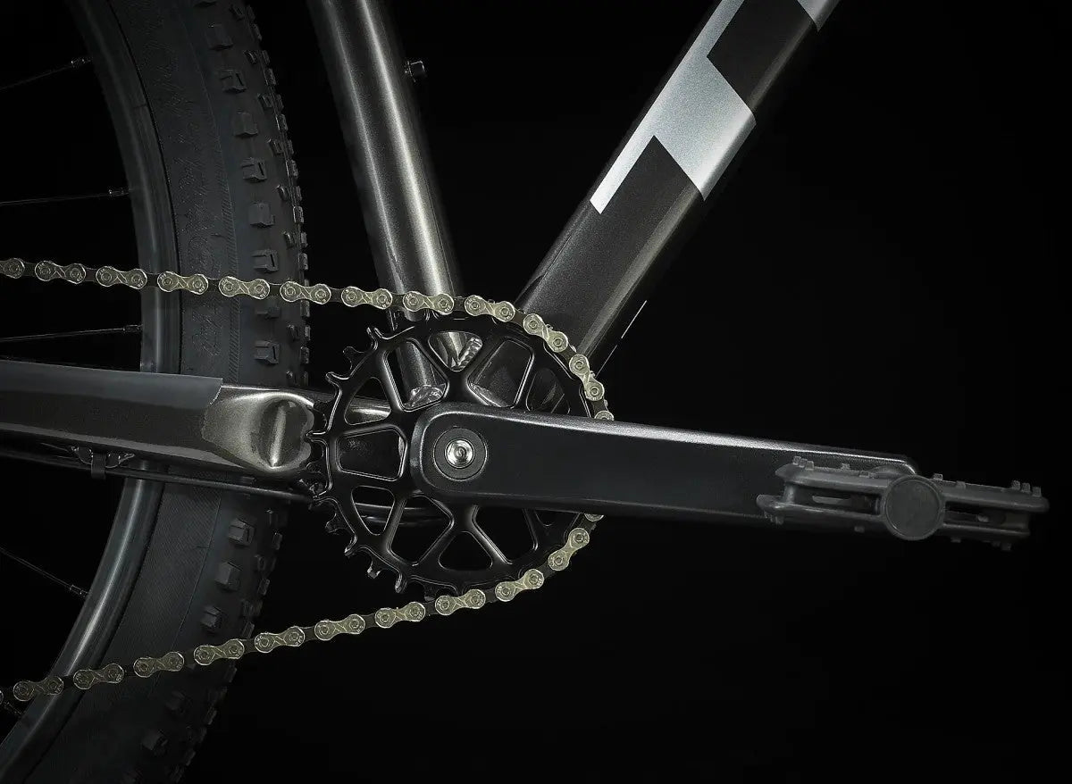 Trek Marlin 6 XL/21.5" Rage Red to Dnister Black Fade Trek Bicycle Corporation